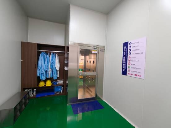 Why Japanese Technology & Materials Set the Gold Standard for Food-Grade PVC Cling Film3